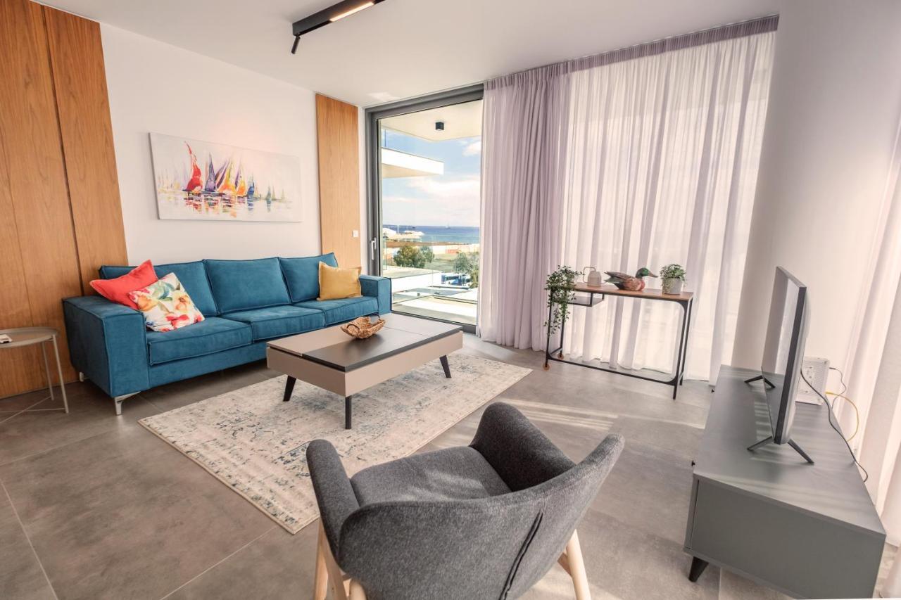 Gaia Seaview Apartment 1 Larnaca Buitenkant foto