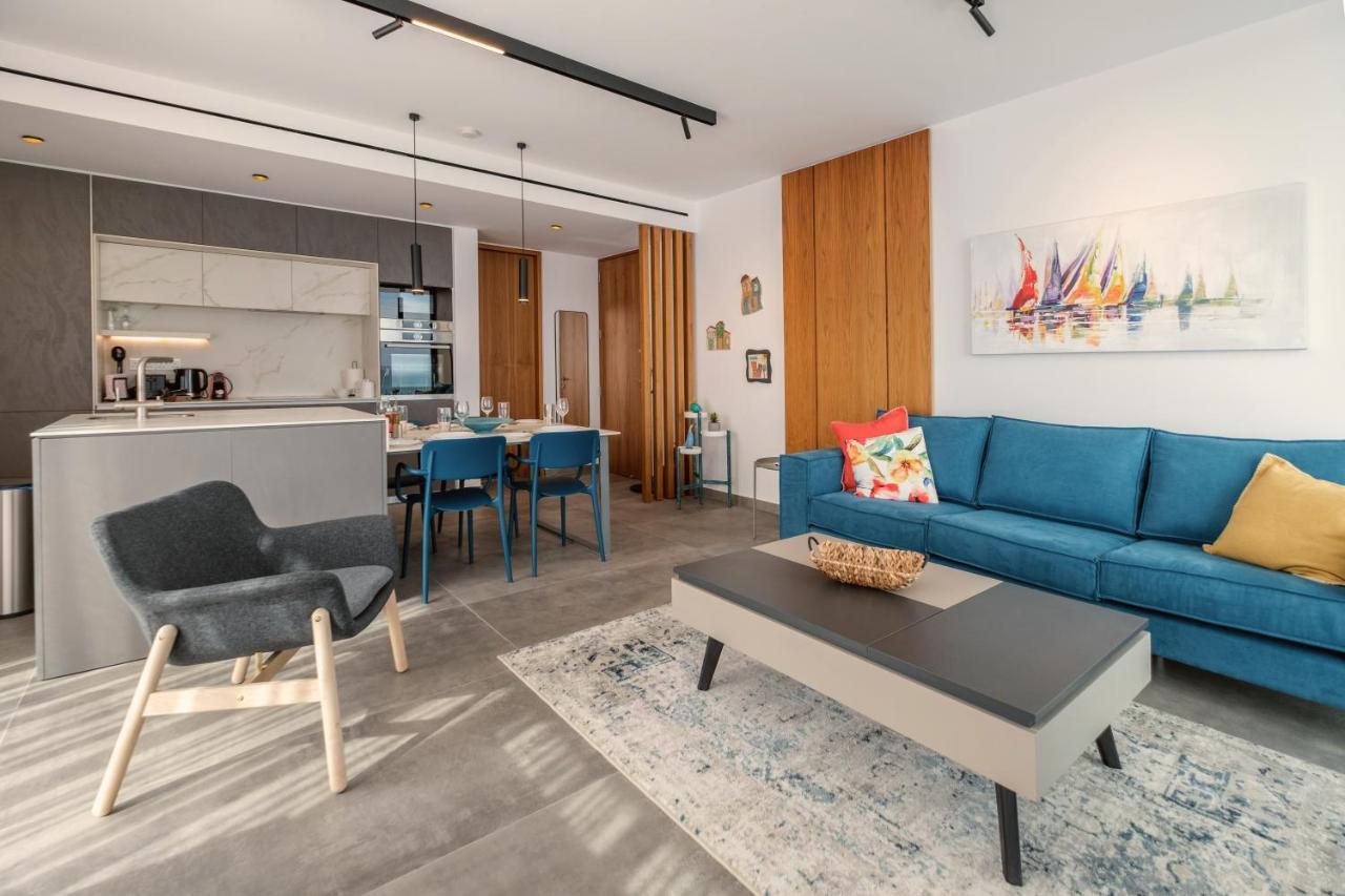 Gaia Seaview Apartment 1 Larnaca Buitenkant foto