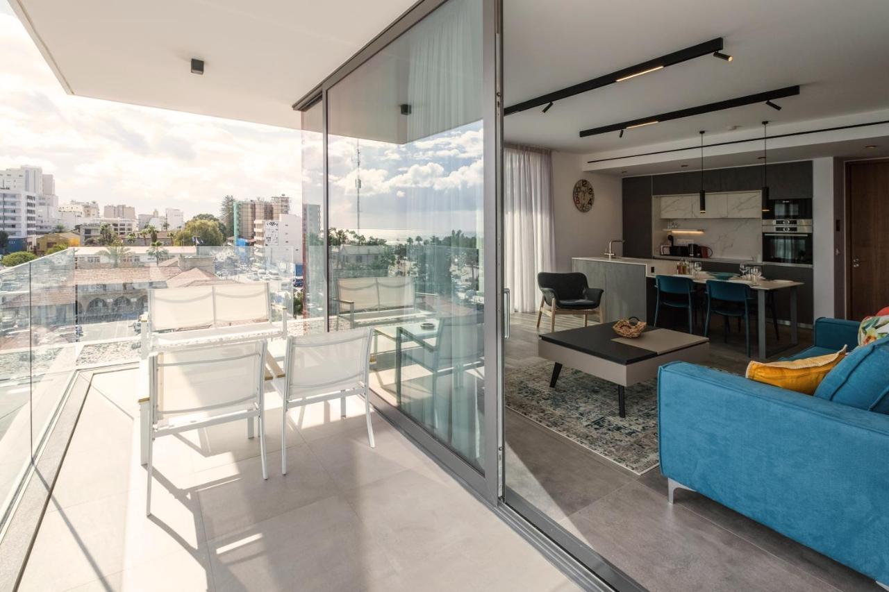 Gaia Seaview Apartment 1 Larnaca Buitenkant foto