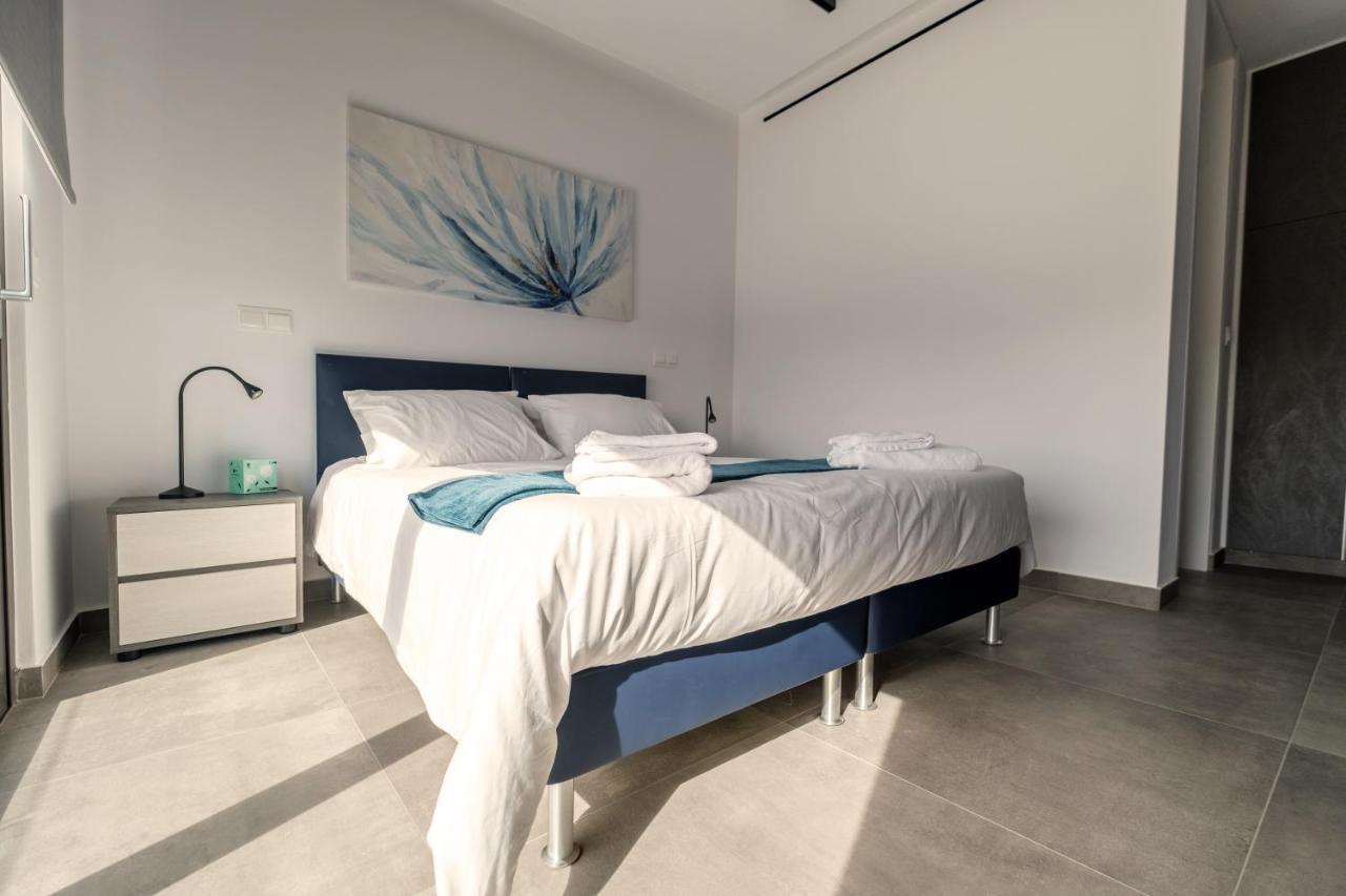 Gaia Seaview Apartment 1 Larnaca Buitenkant foto